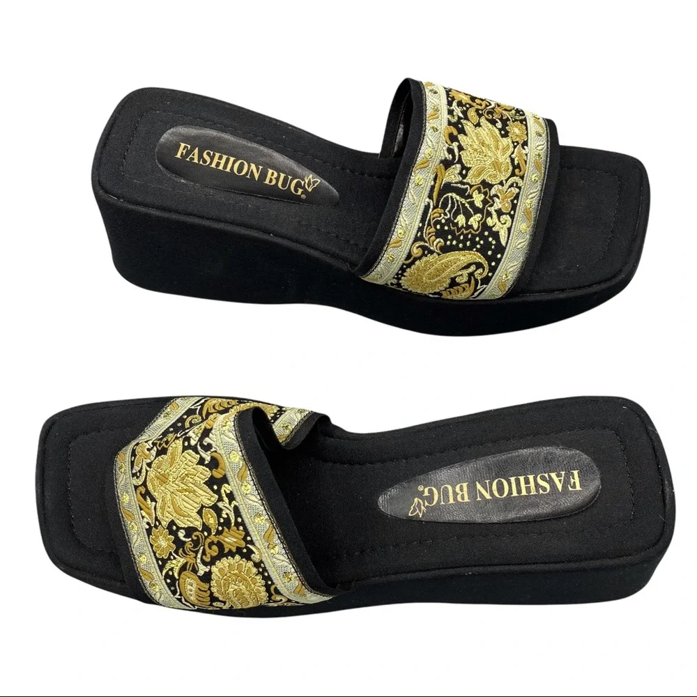 Vintage Fashion Bug Tapestry Black Square Toe Chunky Platform Slip On Sandals 9